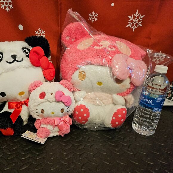 Hello Kitty Bundle, Panda Style - Picture 2 of 2